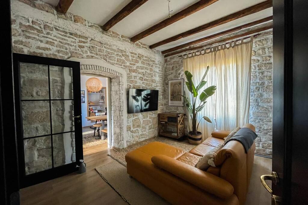 The Bungalow By The Sea In Historic Porec Old City Екстериор снимка