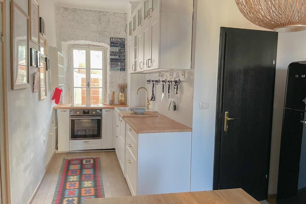The Bungalow By The Sea In Historic Porec Old City Екстериор снимка