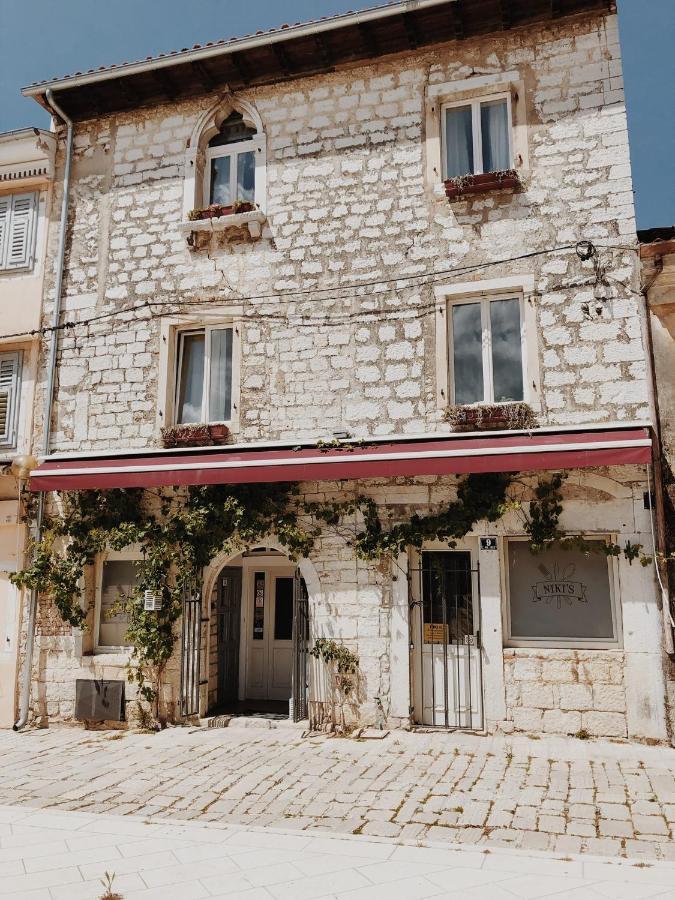 The Bungalow By The Sea In Historic Porec Old City Екстериор снимка